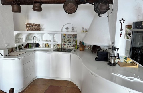 Positano Villa | Positano, Villa Fornillo 84 is an oasis of peace, tranquility and style