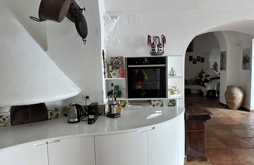 Positano Villa | Positano, Villa Fornillo 84 is an oasis of peace, tranquility and style