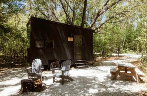 Osceola Other | Postcard Cabins Ozark Highlands, Outdoor Collection by Marriott Bonvoy