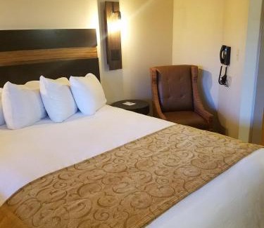 Tulsa Cabin | POSTOAK Lodge and Retreat