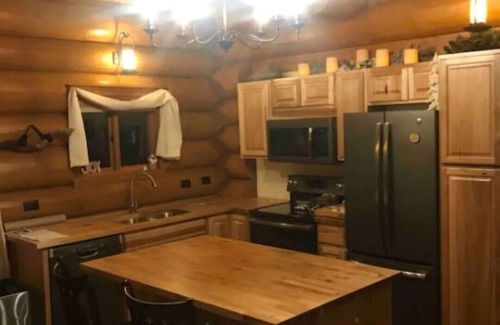 Saxon Cabin | Potato River Falls Log Cabin Retreat 130 Acres
