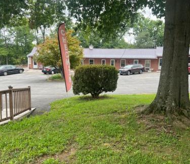 Hancock Hotel | Potomac River Motel