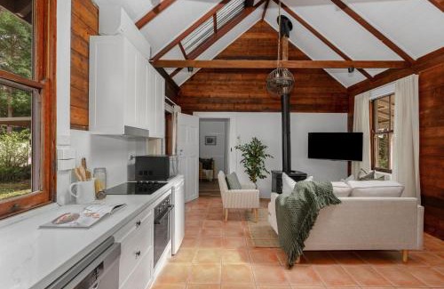 Alpine House | Pottery Cottage, Alpine, Southern Highlands