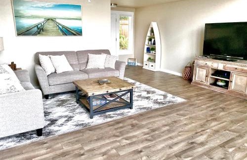 Poulsbo House | Poulsbo Beach Hideaway