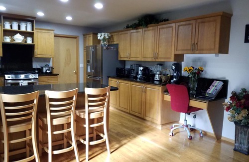 Poulsbo House | Poulsbo Viking Vinland Crest. close to Bangor Base, St.Michael Medical center.