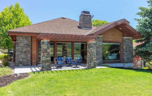 Wolf Creek House | Powder Mountain Retreat and Eden Sanctuary