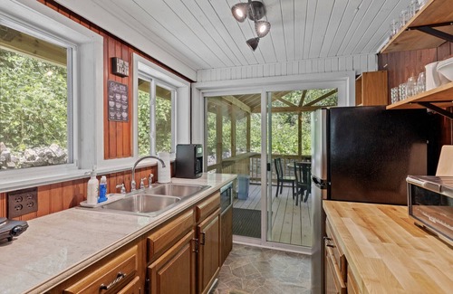 Chimney Rock Cabin | POWER AND WATER AVAILABLE