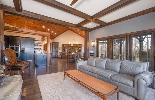 Spruce Pine Cabin | Power, Water & WiFi! Hot Tub, Firepit, Beautiful Mtn Views, Private, Nearby BRP!