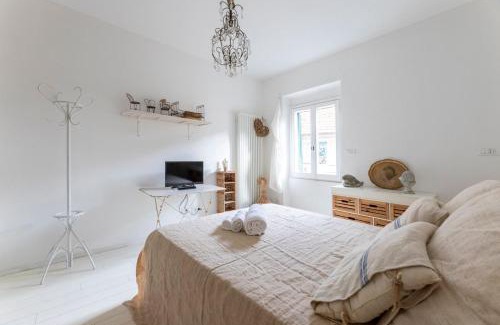 Albissola Marina Apartment | Pozzo Garitta, Borgo dei ceramisti, Albissola Marina