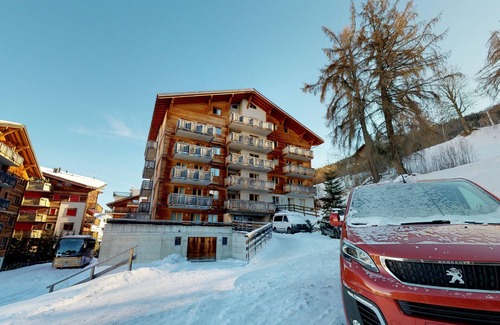 Saint-Pierre-de-Clages Apartment | Pracondu 2 102 - OUTDOOR & FUN charming apartment