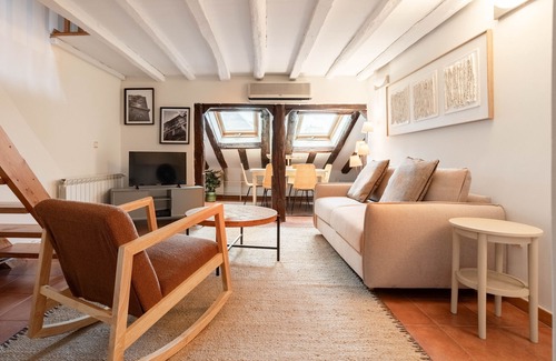 Huertas Apartment | Prado IV apartment in Madrid