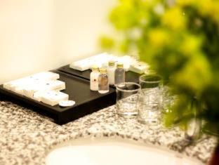 Cua Lap Hotel | Praha Hotel