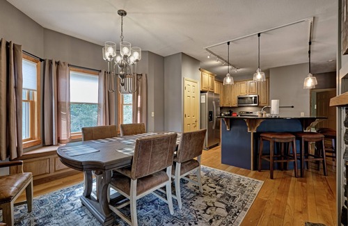 Glenville House | Prairie Springs A - Just steps away from beautiful Lake Glenville!