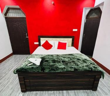 Allahabad House | Prayag Villa Inn