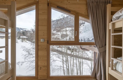 Praz-sur-Arly Ski Chalet | Praz-sur-Arly | Sleeps 6 | Never-Ending Thrills