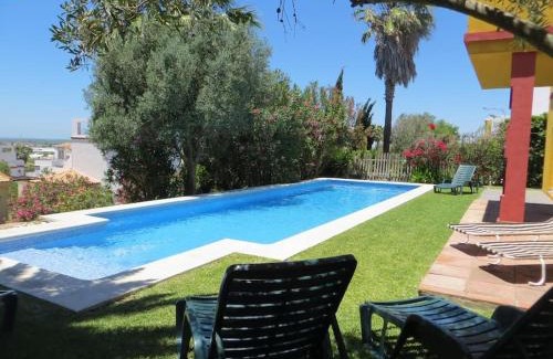 Sanlucar de Barrameda House | Precioso chalet con piscina