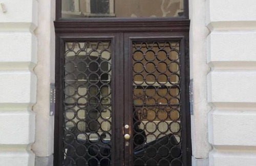Trieste City Centre Apartment | Precious Room with Private bathroom ★Prussian Blue ★Free Wifi