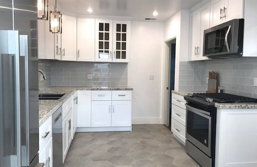 Pasadena House | Preferred Listing! Serene, Cozy, Immaculately renovated 2 bedroom home.