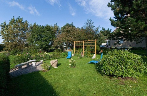 Sagard Apartment | Preisguenstiger-Bungalow-fuer-2-Personen-1-Aufbettung-auf-Ruegen