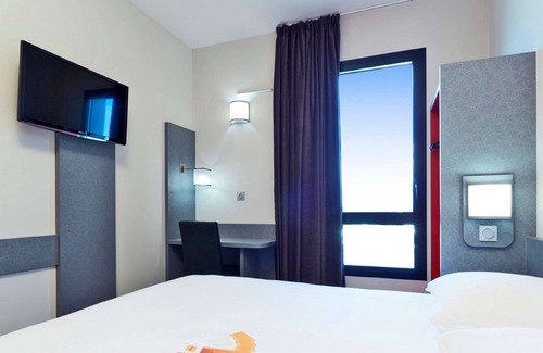 Porte Des Alpes - Mi Plaine - Manissieux Hotel | Première Classe Lyon Est - Saint-Priest Eurexpo