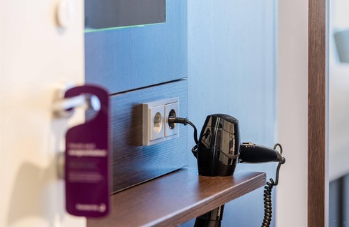 Neukoelln Hotel | Premier Inn Berlin City Süd