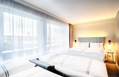 Neukoelln Hotel | Premier Inn Berlin City Süd