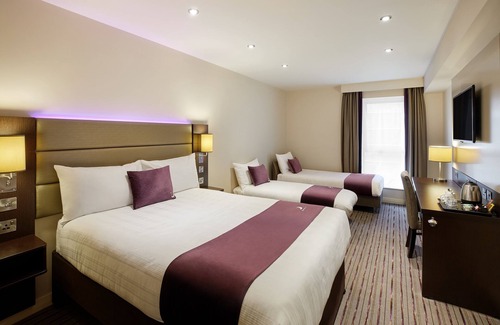 Kettering Hotel | Premier Inn Kettering