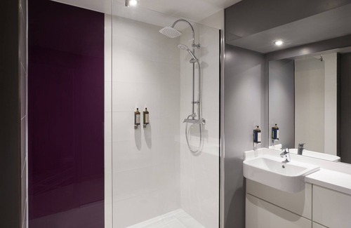 Castle Baynard Hotel | Premier Inn London Blackfriars
