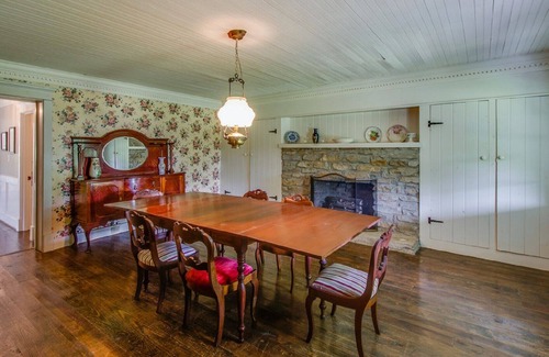 Franklin Cabin | Premier Leipers Fork Log Cabin Property