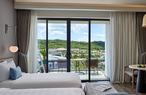 Khem Beach Resort | Premier Residences Phu Quoc Emerald Bay Managed by Accor