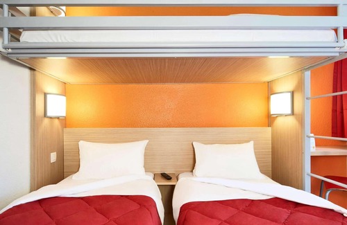 Plaisir Hotel | Premiere Classe Plaisir