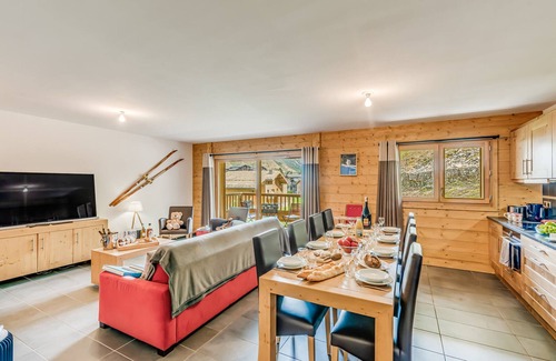 Les Boisses Apartment | Premium 5-room Apartment - Ski-in/Ski-out, WiFi, Parking, Hotel Services