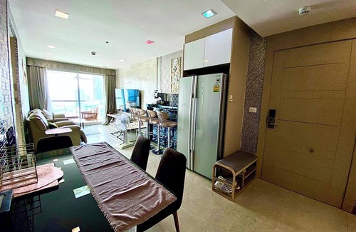 Pattaya Apartment | Premium 5* suite 75 sq.m., on the 40th floor on the best private beach.Wongamat