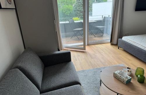 Reinickendorf Apartment | Premium Apartment mit Terasse & Zentraler Lage