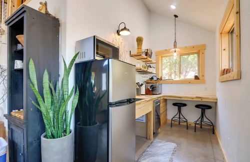 Apple Valley Cabin | Premium Apple Valley Cabin w/Zion Nat’l Park View