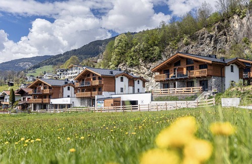 Uttendorf House | Premium Chalet # 1A with sauna