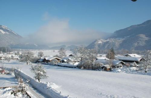 Ettenhausen Apartment | Premium-Chalet Achental mit Kamin und Sauna