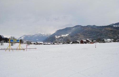 Ettenhausen Apartment | Premium-Chalet Achental mit Kamin und Sauna
