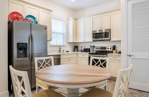 West Kissimmee Cottage | Premium Cottage with Private Hot Tub near Disney Margaritaville Resort & Island.