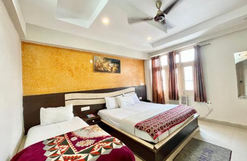 Haridwar Hotel | PREMIUM HOTEL S D Near Railwary Station Maa Mansa Devi Temple - Fully Air conditioned Room - Lift And Parking Available -Best Hotel In Haridwar