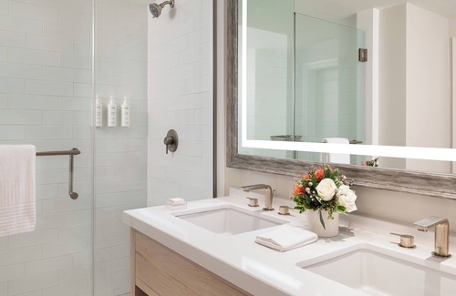 Charlotte Harbor Hotel | Premium King Studio Near Harbor – Ideal for Solo Travelers or Couples
