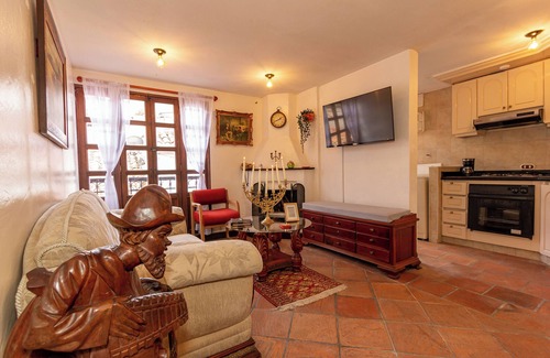La Candelaria Apartment | Premium La Candelaria 2BR Chimney Cityview