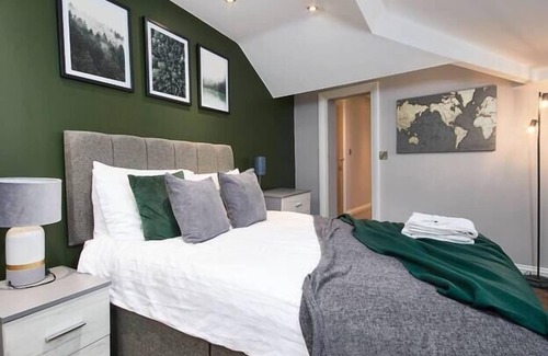 Harrogate City Centre Apartment | Premium Listing - The Royal Harrogate Experience