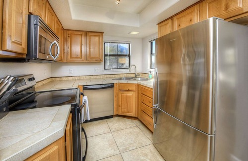 Tucson Condo | Premium location mountain views