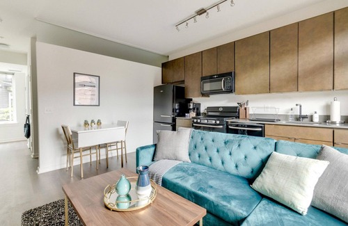 Shaw Apartment | Premium Shaw Studio w/Elevator & W/D, nr Dining & Parks, by Blueground