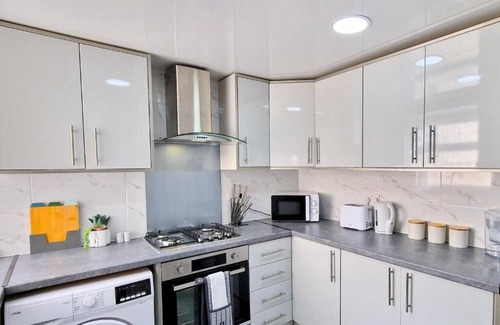 Burnley Apartment | Premium Single room with Shared Bathroom Room 3