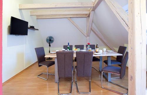 Guenzburg Apartment | Premium Style