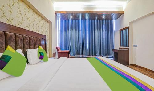 Agra House | Premium Taj Homestay Near Taj Mahal
