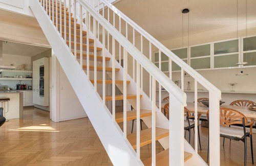 Krefeld Apartment | Premium townhouse apartment with beautiful garden (25 min. to Düsseldorf)