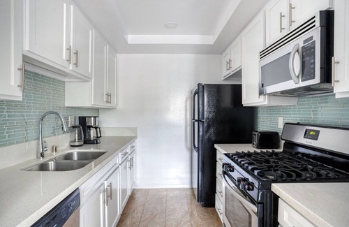Beverly Grove Apartment | Premium West Hollywood 2BR, nr Groceries & Dining, by Blueground